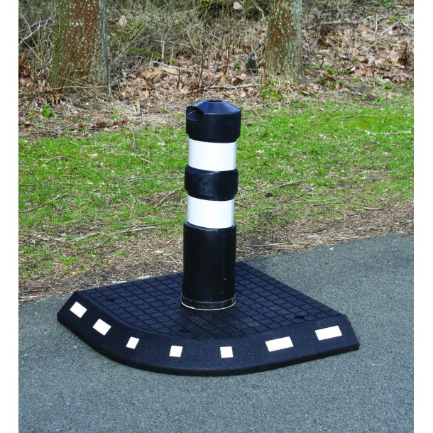 Helleanl�g Standard 90x90x10cm incl. skruer/plugs (excl. pullert/skilt)