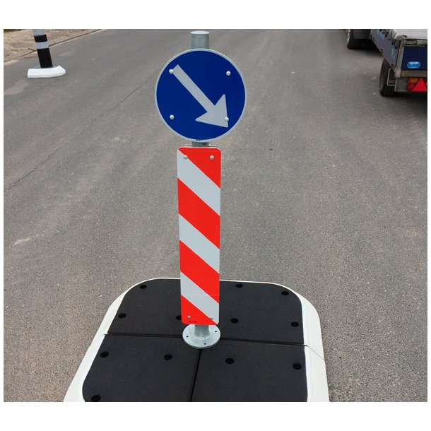 Helleanl�g Mini 150x150x10cm incl. skruer/plugs (excl. pullert/skilt)